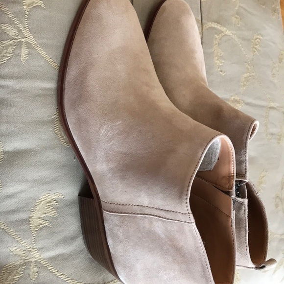 J. Crew ankle boots- NEW - Picture 6 of 8